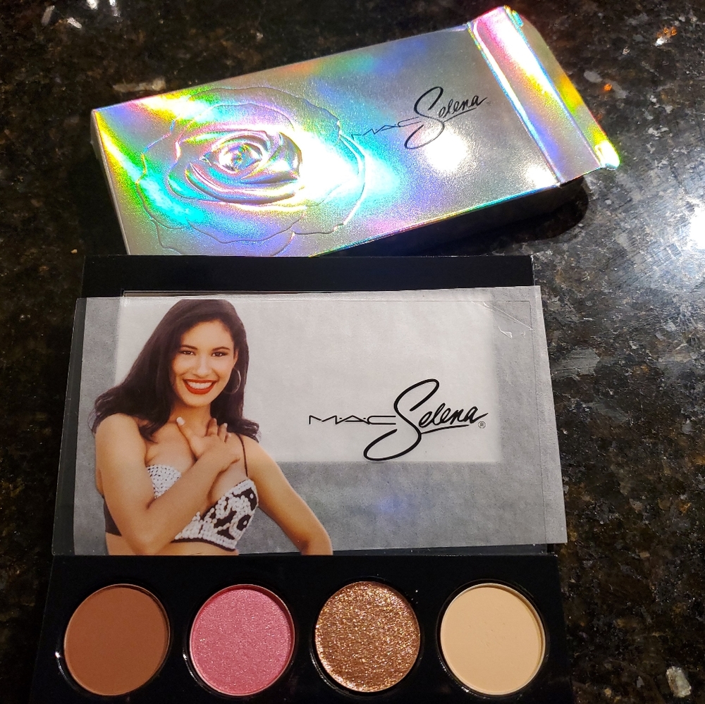 SOLD MAC 25th Anniv Selena Pallette NEW